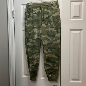 Old Navy - women’s joggers- size M